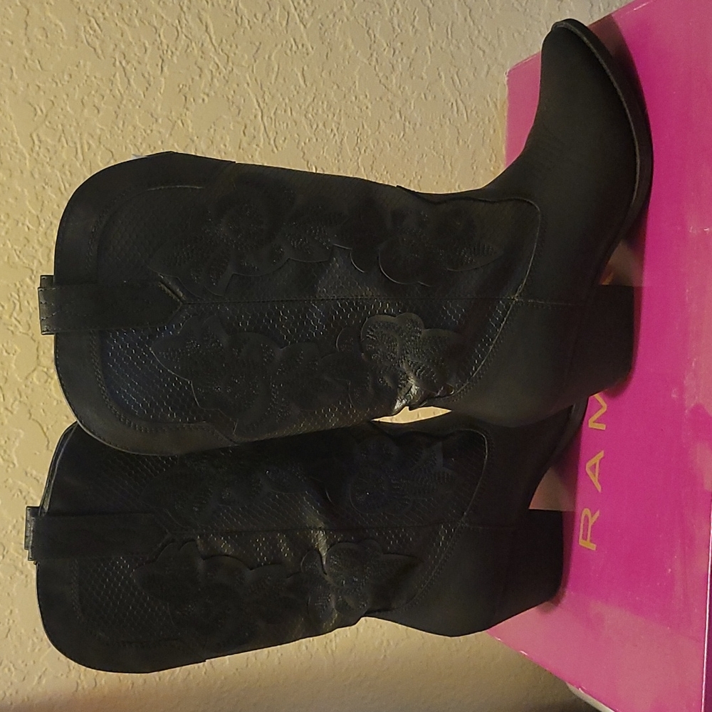 Rampage,  size 7, black, cowboy boots